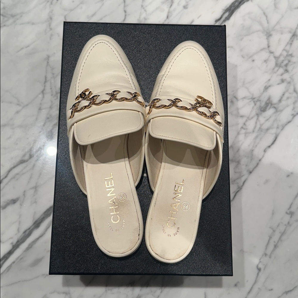Chanel Mules Ivory - Picture 12 of 12